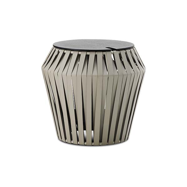 [Valencia - 1990] Mesa auxiliar Valencia, simil piel gris/chapa de roble teñido de negro. A38xL42xL42cm.