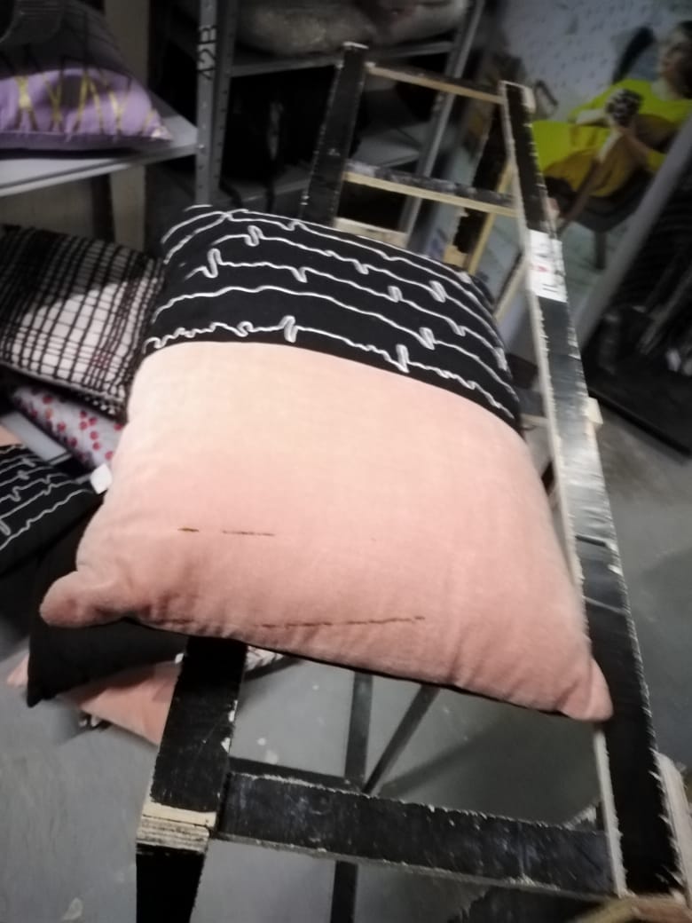 [S_37472_002] Cojines Fibrillation 35x50cm (copia)