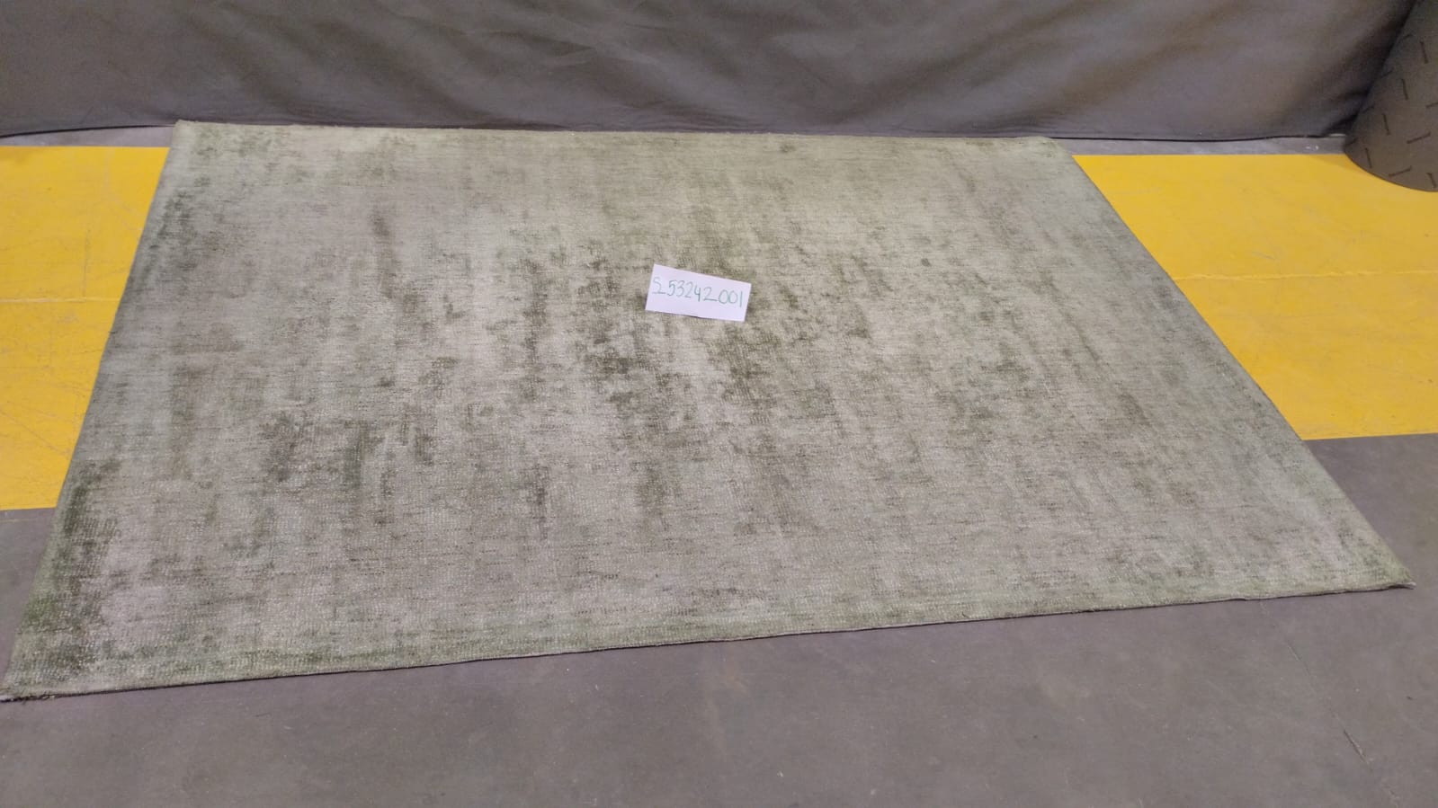 [S_53242_001] Alfombra Glimmer verde 240x170