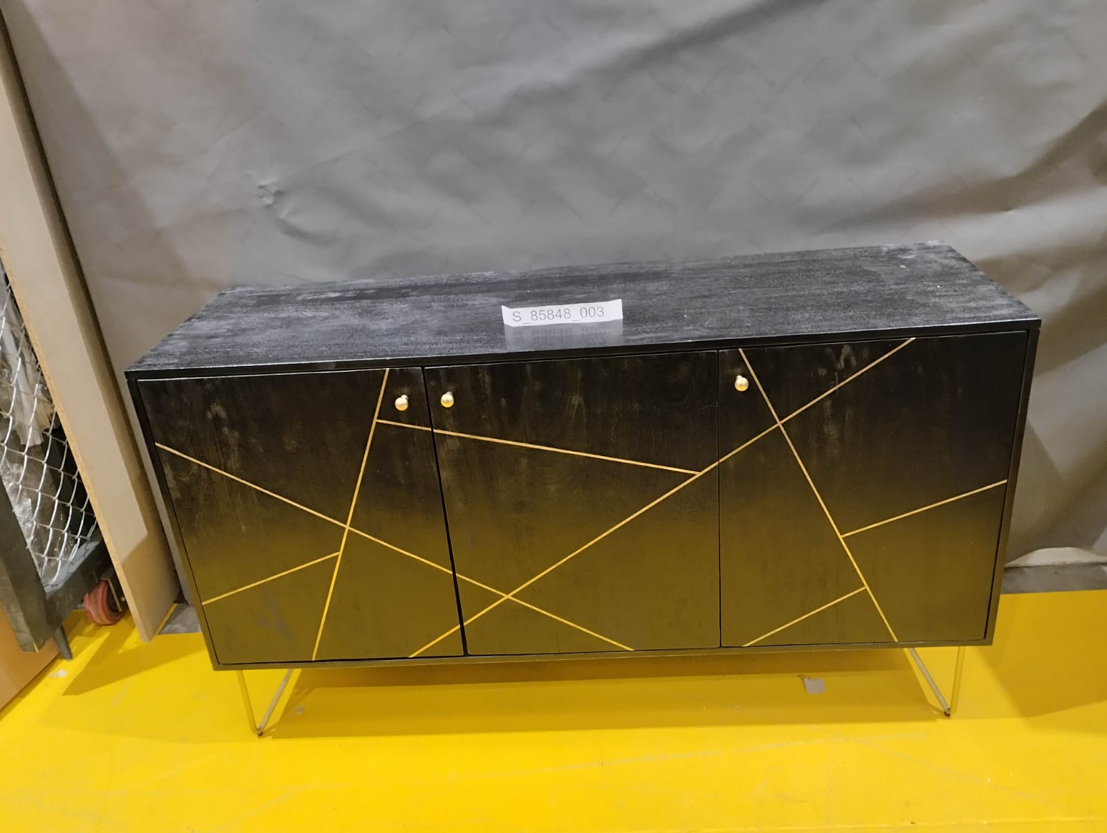 [S_85848_003] Aparador Gold Vein 3 p 145x82cm